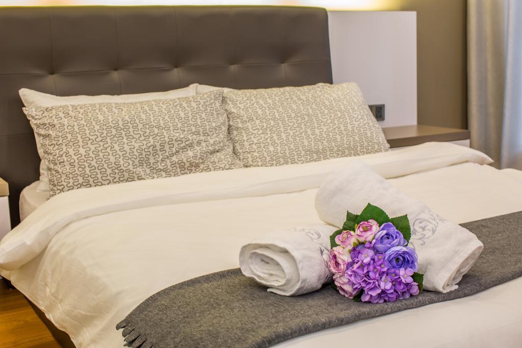 Soho Suites Klcc By Laberry Homestay Kuala Lumpur Bagian luar foto